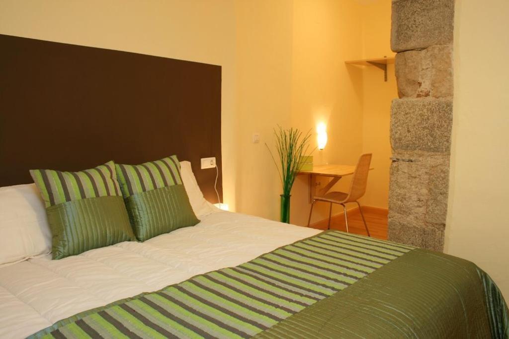 Apartamentos Caces Szoba fotó