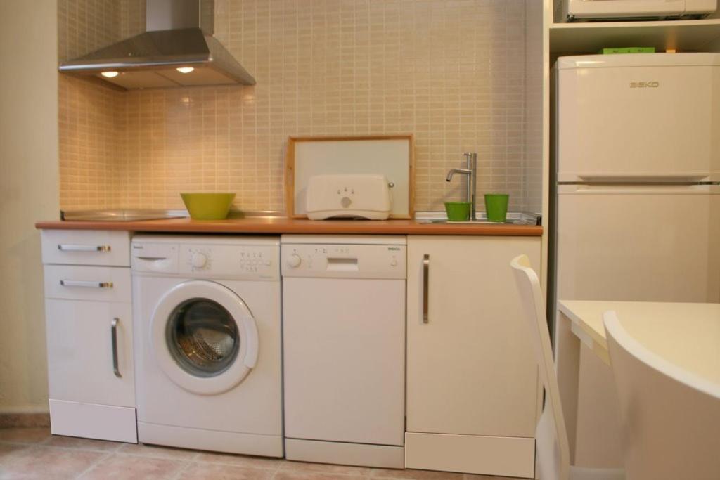 Apartamentos Caces Kültér fotó