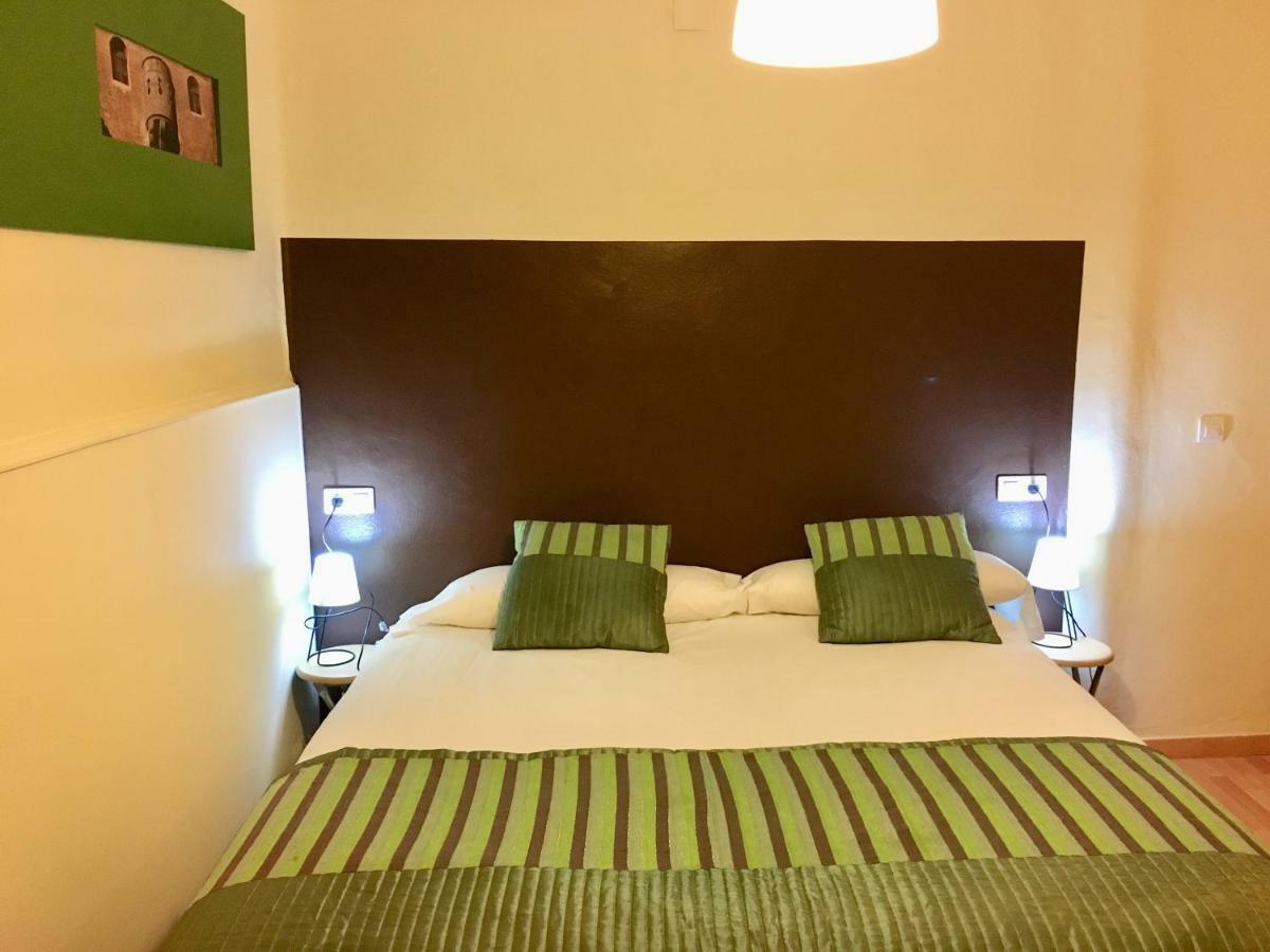 Apartamentos Caces Kültér fotó